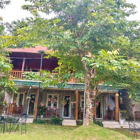 Lava Rock Viet Nam Lodge Anhfly Resort Nam Cat Tien Esterno foto