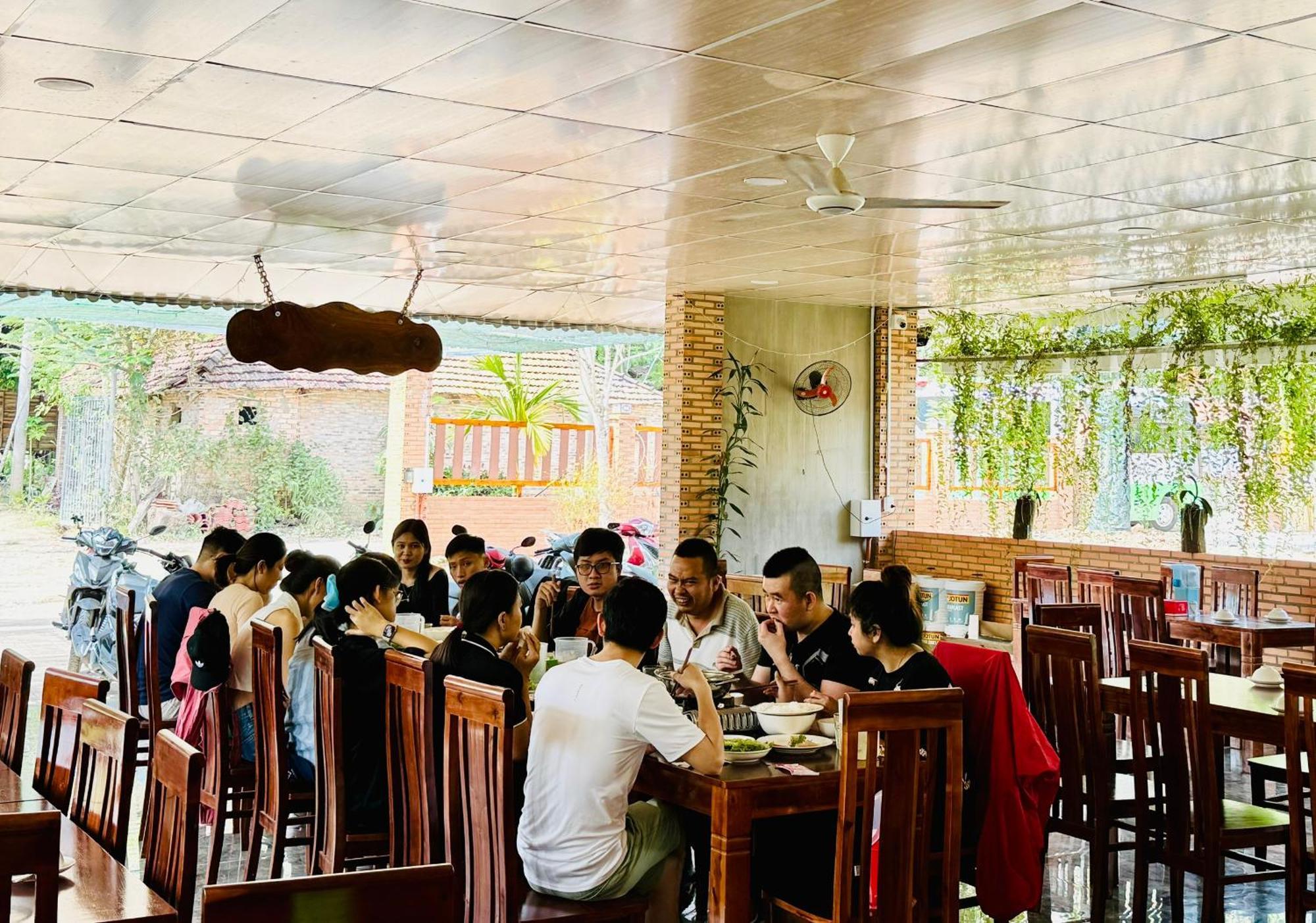 Lava Rock Viet Nam Lodge Anhfly Resort Nam Cat Tien Esterno foto