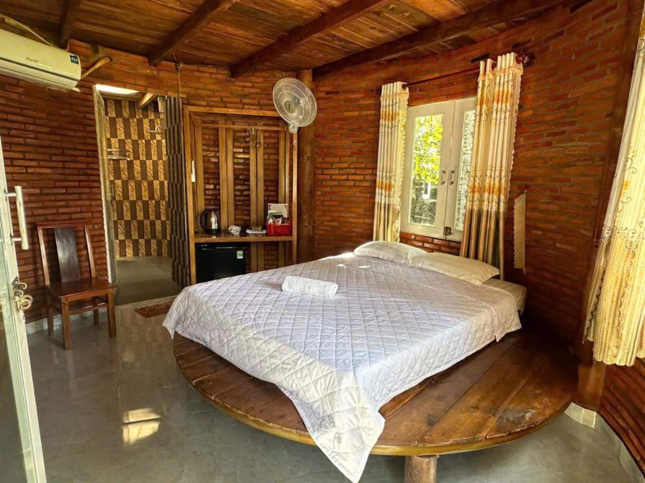 Lava Rock Viet Nam Lodge Anhfly Resort Nam Cat Tien Esterno foto